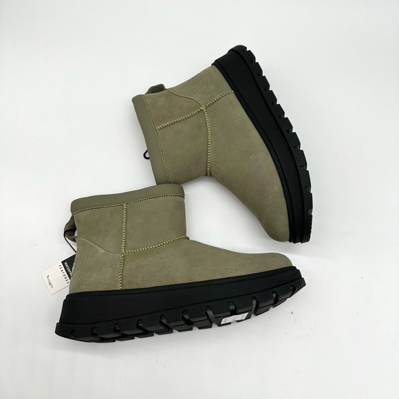 Koolaburra by UGG
Koola Mini Hybrid Olive Green Winter Boots - Picture 4 of 7